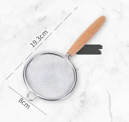 Versatile Kitchen Strainer for Cooking and Draining